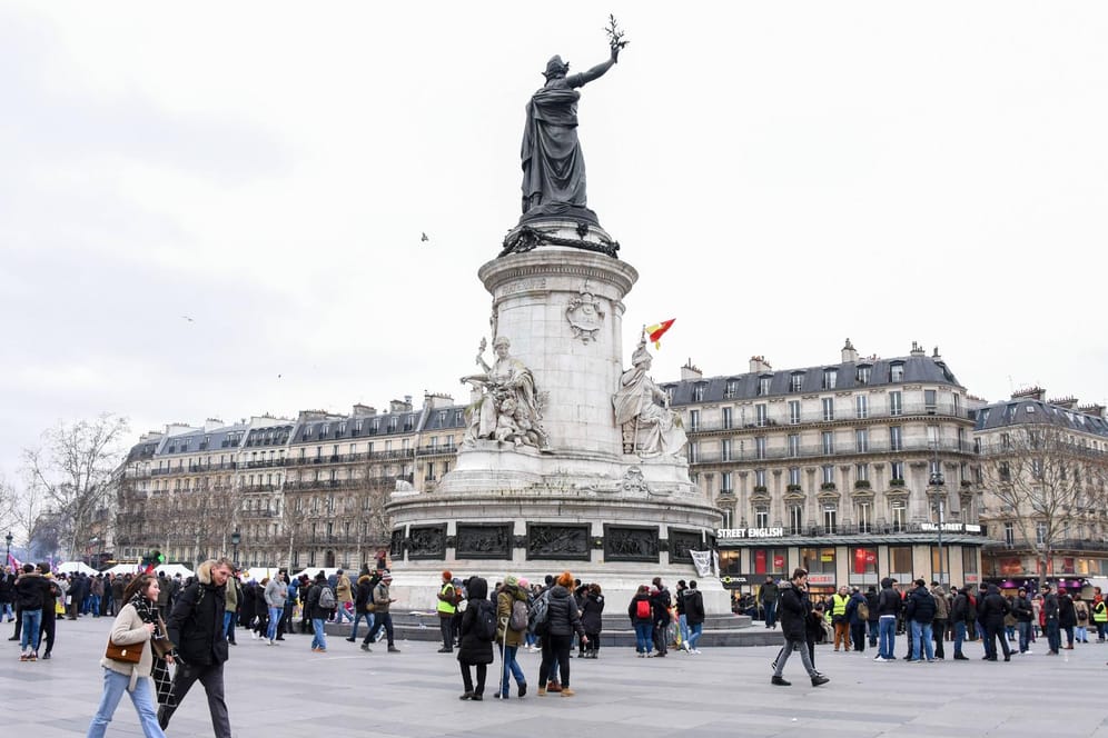 Place de la République in Paris (Archivbild): René Robert starb mitten in Paris.