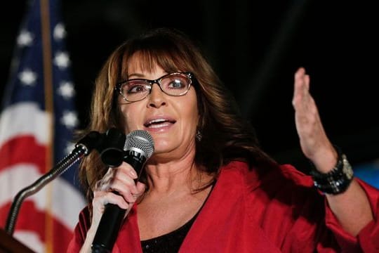 Sarah Palin spricht 2017 bei einer Kundgebung in Montgomery.