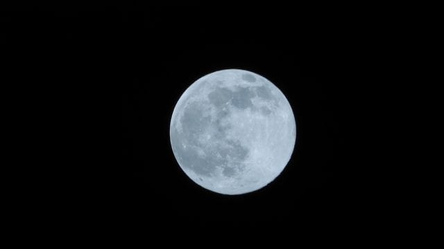 Der erste Vollmond des Jahres. Der erste Vollmond des Jahres.