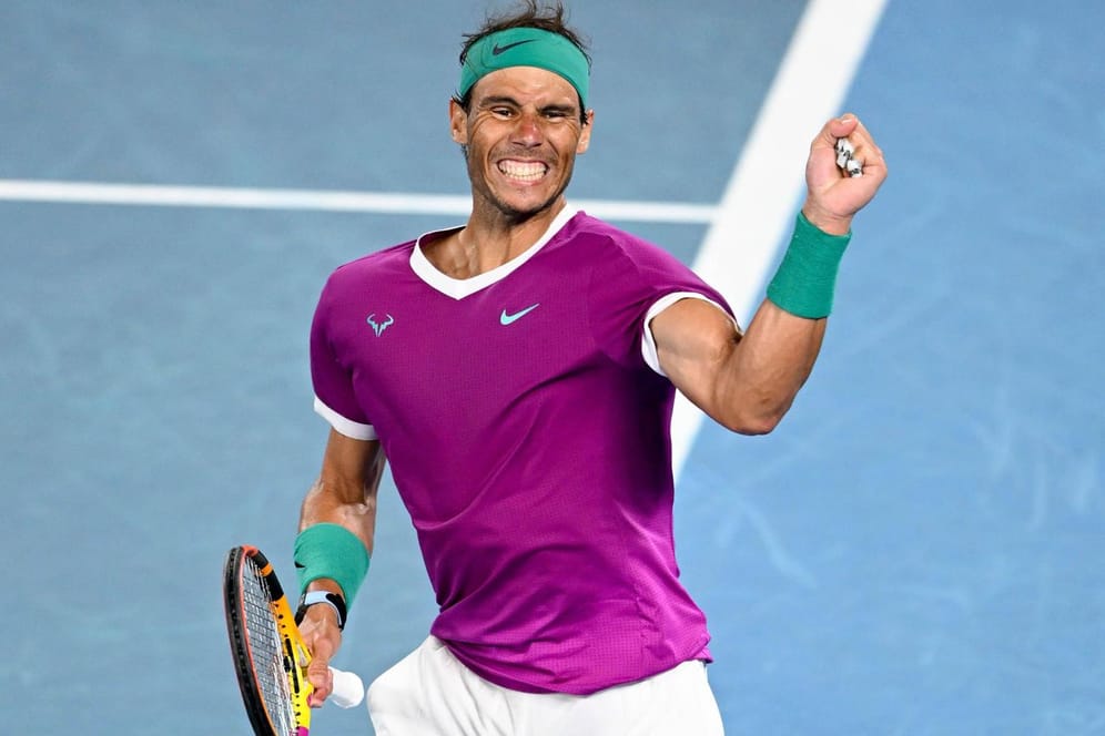 Unbändige Freude auch mit 35 Jahren: Rafael Nadal hat nach langer Verletzungspause und einer Corona-Erkrankung das Finale der Australian Open erreicht.