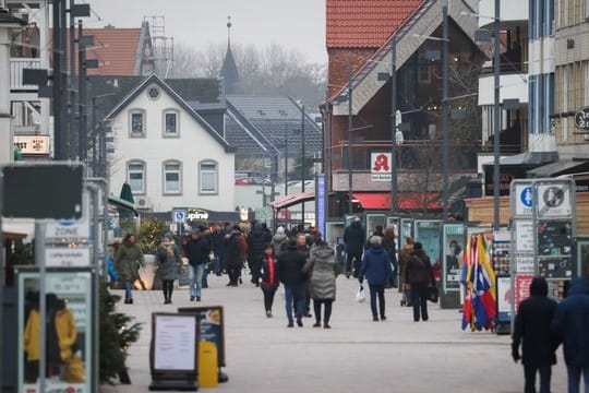 Trotz Rekordzahlen an Infektionen sind viele Menschen weniger vorsichtig als noch zu Beginn der Pandemie.