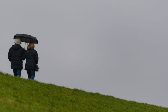 Ein Fokus auf das "Hier und Jetzt" kann laut der Psychologin Donya Gilan in der Corona-Pandemie helfen.