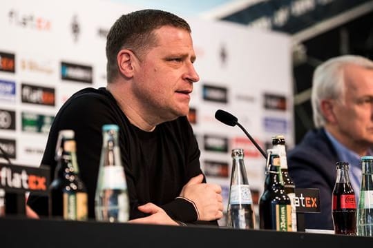 Sportdirektor Max Eberl (l) erklärt seinen Rücktritt aus gesundheitlichen Gründen.