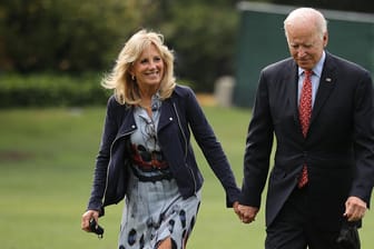 Jill und Joe Biden: Im Sommer stab ihr Hund Champ.