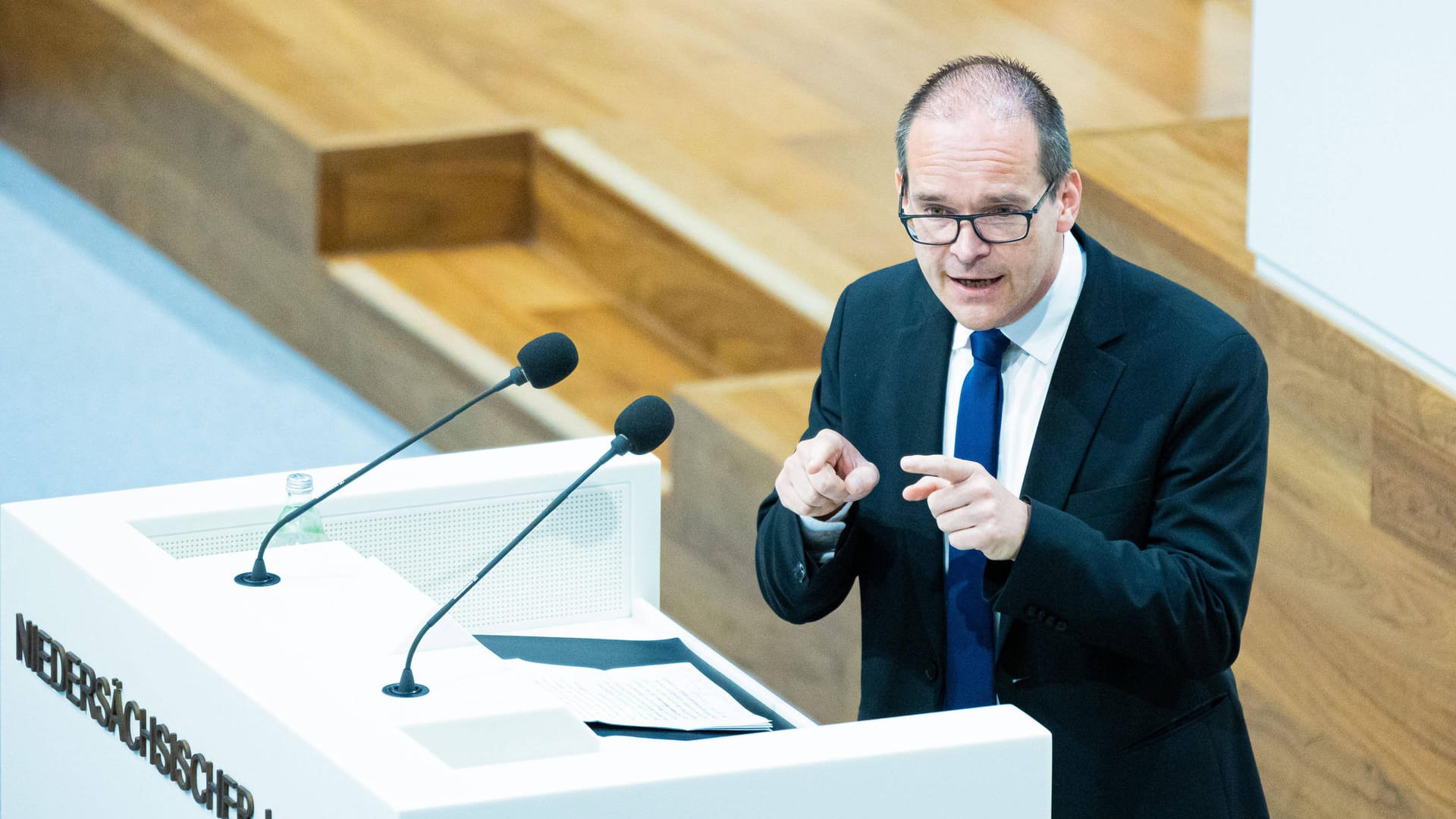 Grant Hendrik Tonne im Niedersächsischen Landtag (Symbolbild): Er hofft auf die Geduld der Schüler.