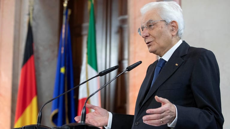 Sergio Mattarella: Der 80-Jährige bleibt Staatpräsident Italiens.