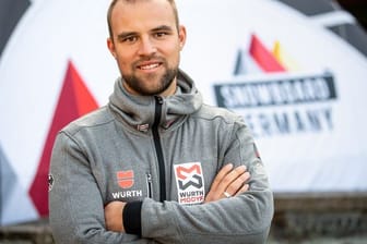 Snowboardcrosser Martin Nörl zeigt sich vor den Winterspielen in starker Form.