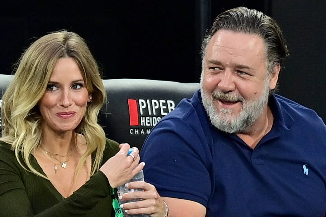 Russell Crowe und Britney Theriot: Seit 2020 sind die beiden ein Paar.