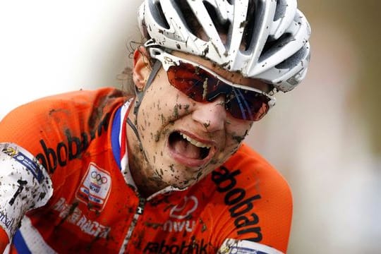 Die Niederländerin Marianne Vos hat zum wiederholten Male den Titel im Radcross gewonnen.