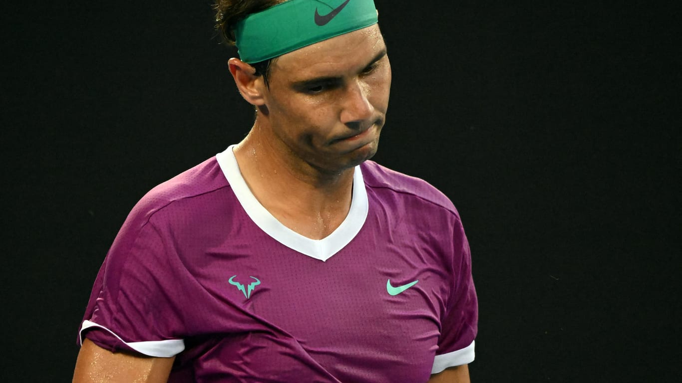 Ratlos: Rafael Nadal im Match gegen Daniil Medwedew.