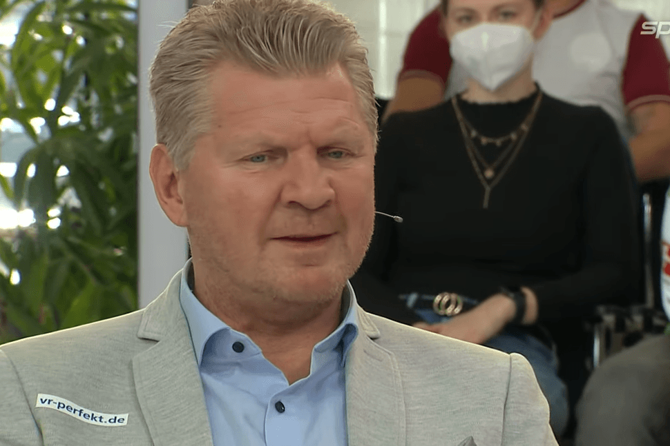 Stefan Effenberg: Der t-online-Kolumnist kritisierte die Aussagen von Gladbachs Präsidenten Rolf Königs scharf.