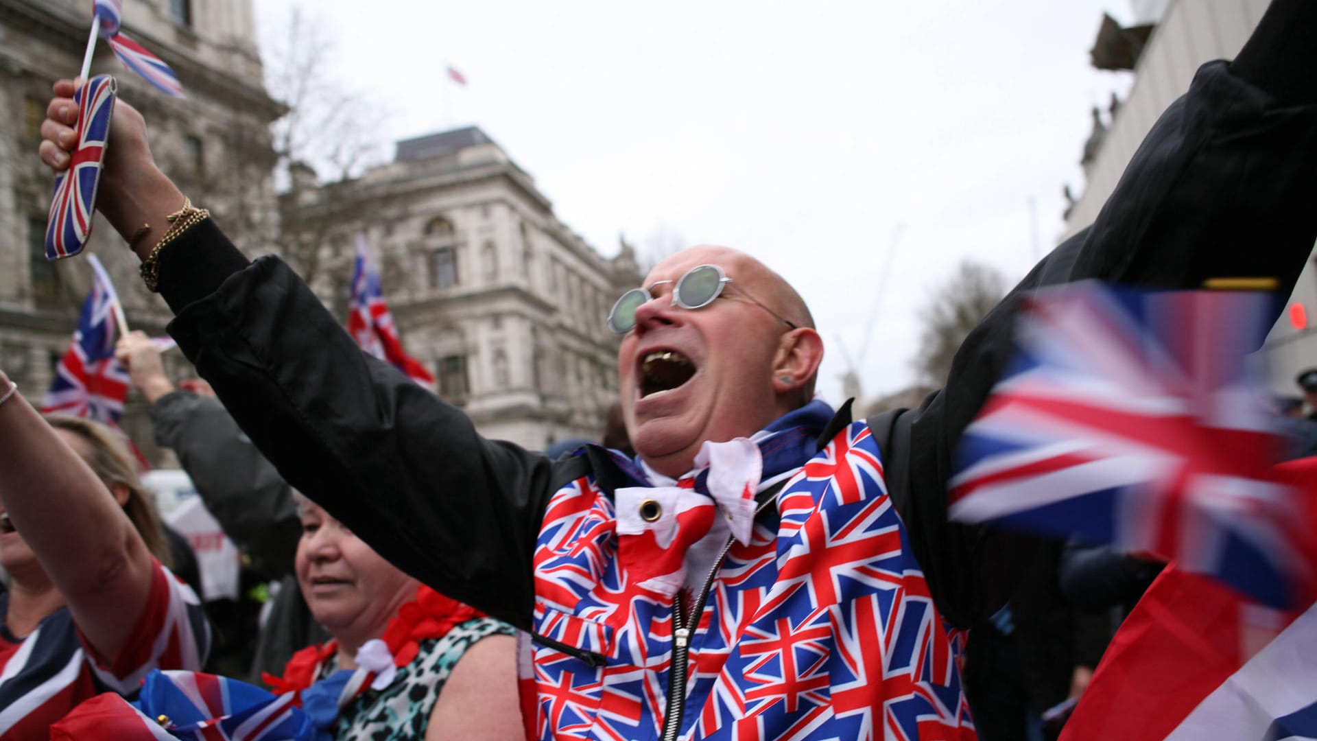 Ein Brexit-Unterstützer auf einer Demo 2020: Mehr als sechs von zehn Briten bewerteten den Austritt inzwischen als negativ.