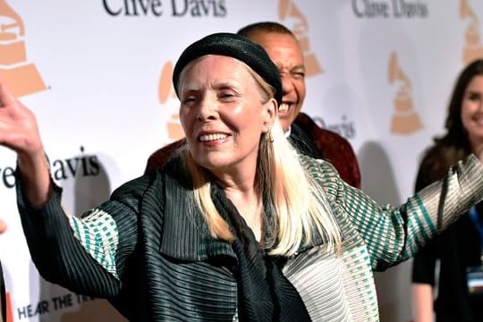 Joni Mitchell bei der Clive Davis Pre-Grammy Gala 2015.