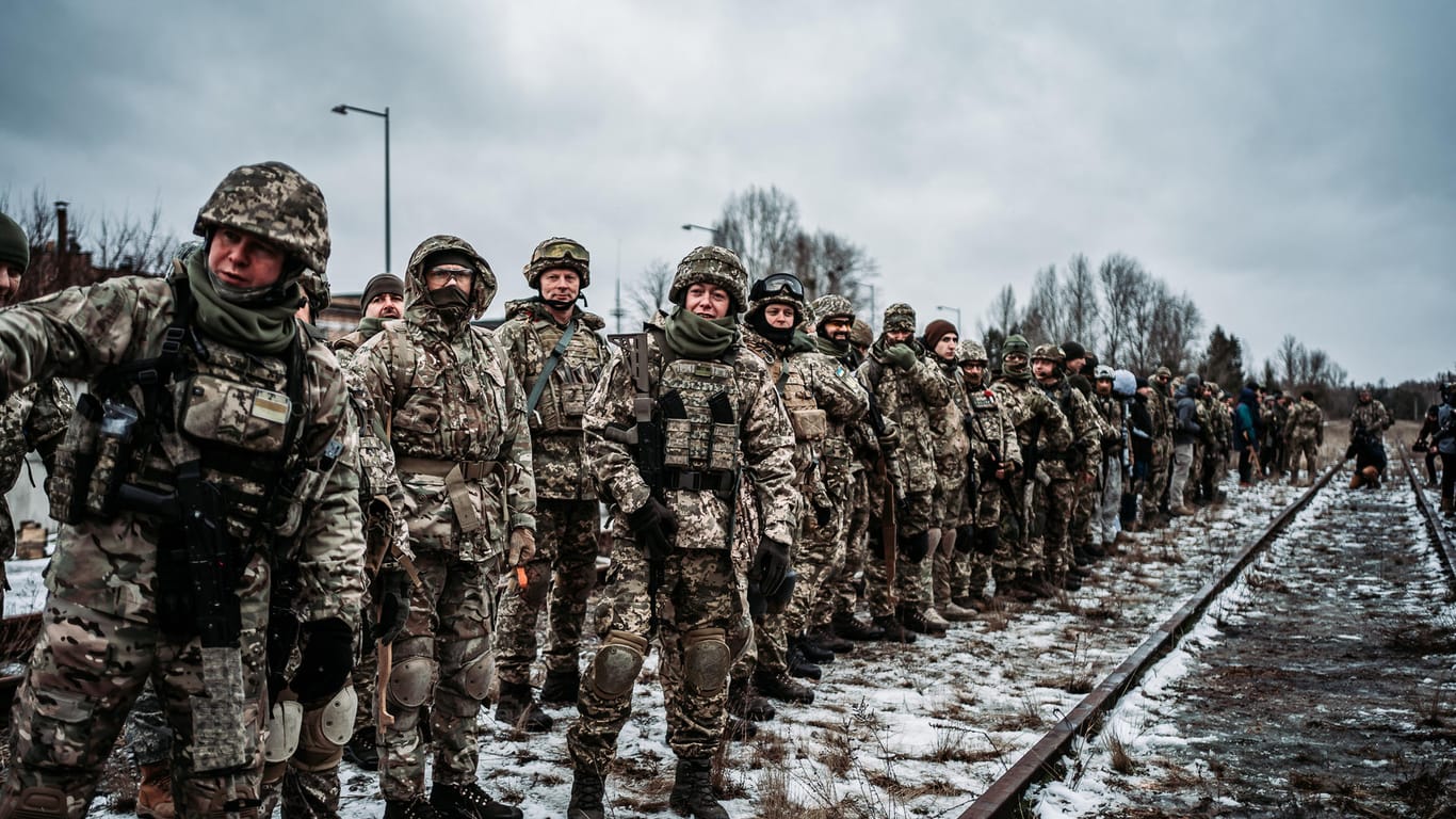 Freiwillige Kämpfer: Die Ukraine will sich mit aller Macht verteidigen.