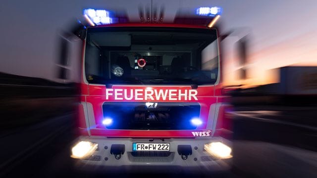 Feuerwehrfahrzeug Feuerwehrfahrzeug