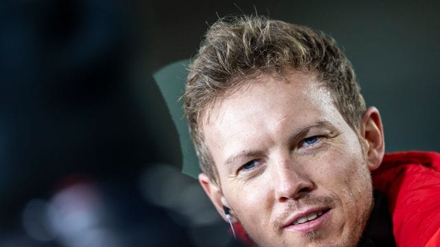 Träumt auch von Fußball: Münchens Trainer Julian Nagelsmann.