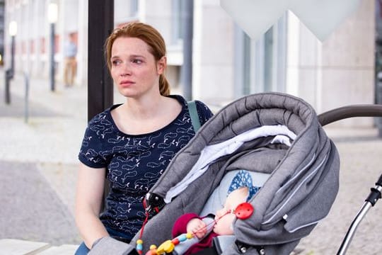 Karoline Herfurth als Sonja in einer Szene des Films "Wunderschön".