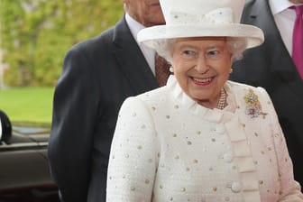 Königin Elizabeth II.: Die Queen veröffentlicht zwei neue Produkte.