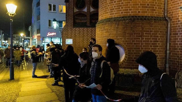 Coronavirus - Kundgebung gegen Corona-Demonstration - Berlin