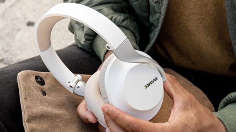 Der Shure Aonic 40: Portabler Noise-Canceling-Kopfhörer im mittleren Preissegment