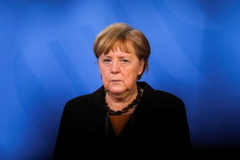 Angela Merkel bei der Pressekonferenz gestern am späten Abend.