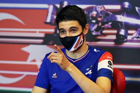 Hat mit dem Formel-1-Team von Renault verlängert: Esteban Ocon.