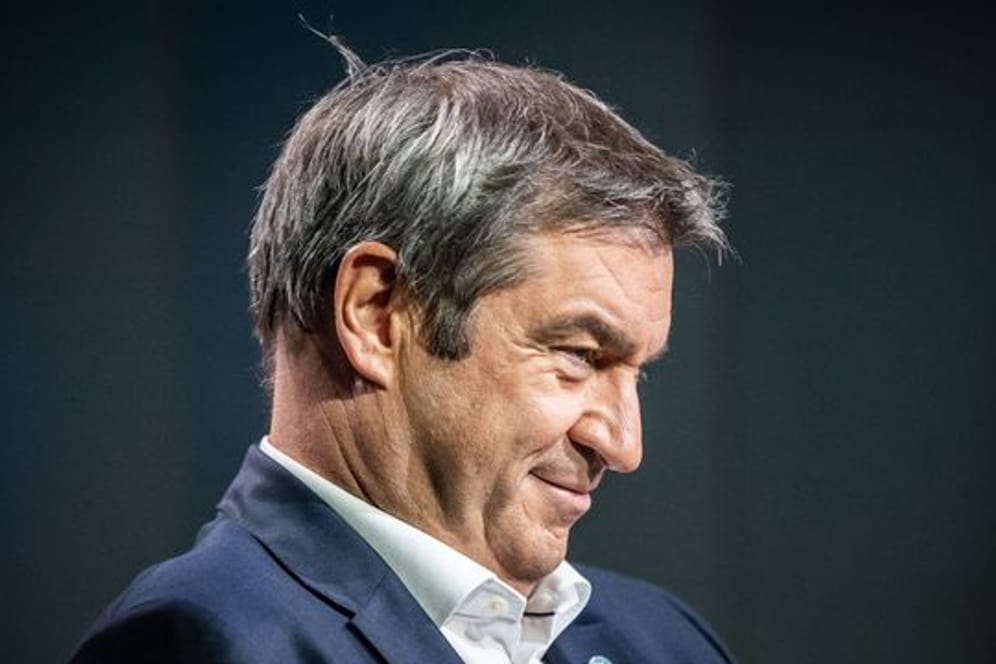 Markus Söder lächelt