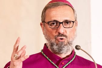 Stefan Heße, katholischer Erzbischof von Hamburg, darf nicht von seinem Amt zurücktreten.