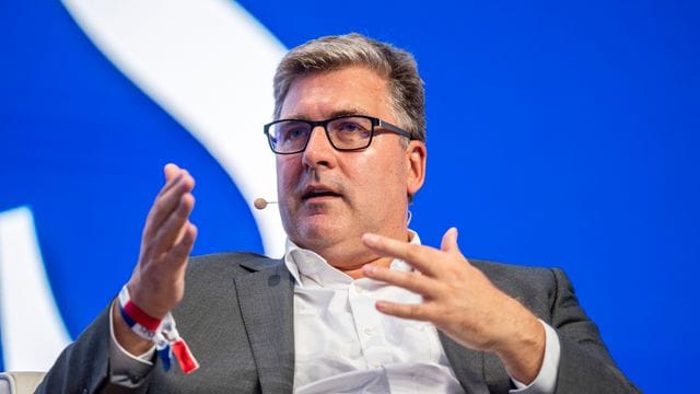 Erwartet bei einer Kandidatur von Hans-Joachim Watzke für den DFL-Aufsichtsratsposten eine einhellige Zustimmung: Axel Hellmann. Erwartet bei einer Kandidatur von Hans-Joachim Watzke für den DFL-Aufsichtsratsposten eine einhellige Zustimmung: Axel Hellmann.