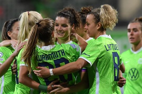 Die Fußballerinnen des VfL Wolfsburg erreichten die nächste Runde.