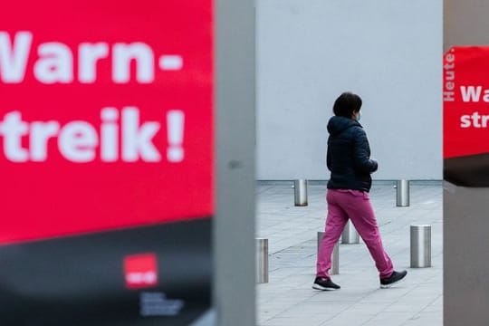 Wann und in welchem Umfang die Beschäftigten ihre Arbeit genau niederlegen werden, ist bislang noch unklar.