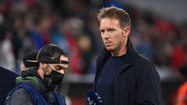 Kann gegen Freiburg wieder auf mehr Abwehrpersonal zurückgreifen: Bayer-Coach Julian Nagelsmann. Kann gegen Freiburg wieder auf mehr Abwehrpersonal zurückgreifen: Bayer-Coach Julian Nagelsmann.
