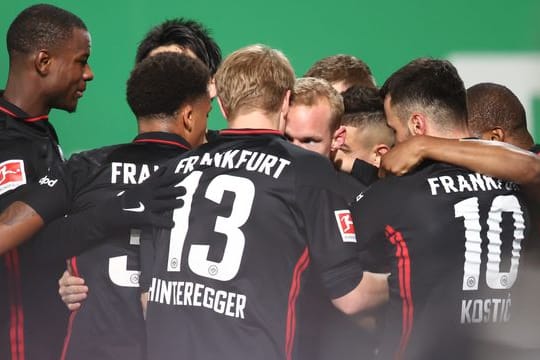 Negativserie gestoppt: Die Eintracht holte sich einen späten Sieg in Fürth.