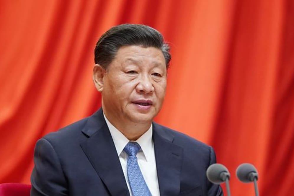 Xi Jinping, Präsident von China, spricht auf der fünften Plenarsitzung der 19.