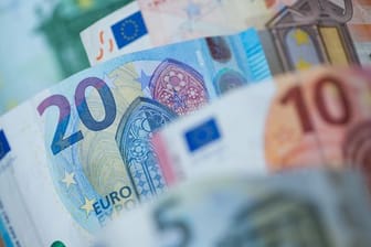 Bis 2025 sollen rund 179 Milliarden Euro mehr in die Kassen fließen als geplant.