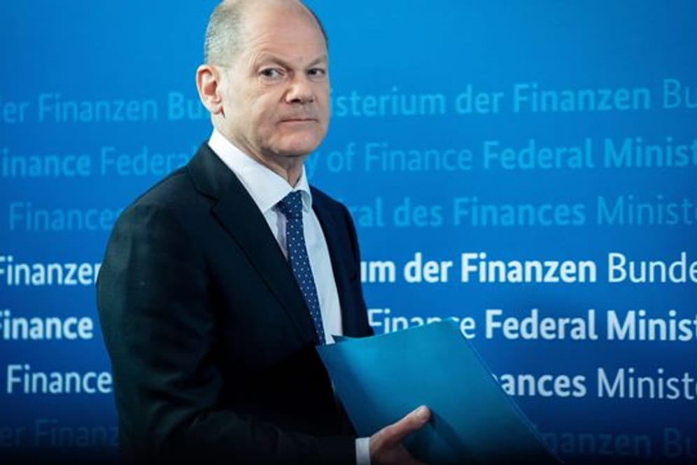 Olaf Scholz (SPD), Bundesminister der Finanzen, gibt eine Pressekonferenz zur Fortsetzung Frühjahrstreffen von Weltbank und Internationalem Währungsfonds (IWF).