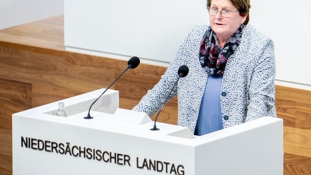 Fraktionsvorsitzenden Johanne Modder Fraktionsvorsitzenden Johanne Modder