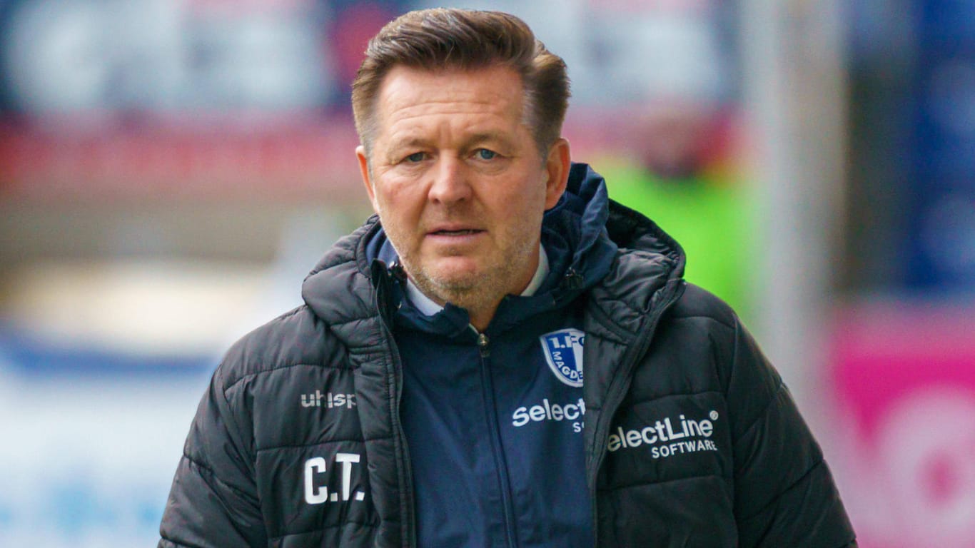 Christian Titz: Der Trainer des 1. FC Magdeburg und seine Mannschaft können das nächste Ligaspiel nicht bestreiten.