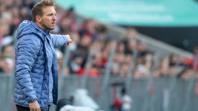Vertraut im Bayern-Tor voll und ganz auf Manuel Neuer: Trainer Julian Nagelsmann. Vertraut im Bayern-Tor voll und ganz auf Manuel Neuer: Trainer Julian Nagelsmann.