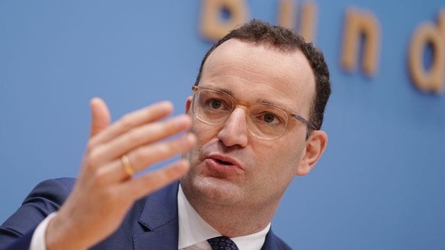 "Moderna ist ein guter, sicherer und sehr wirksamer Impfstoff": Jens Spahn.