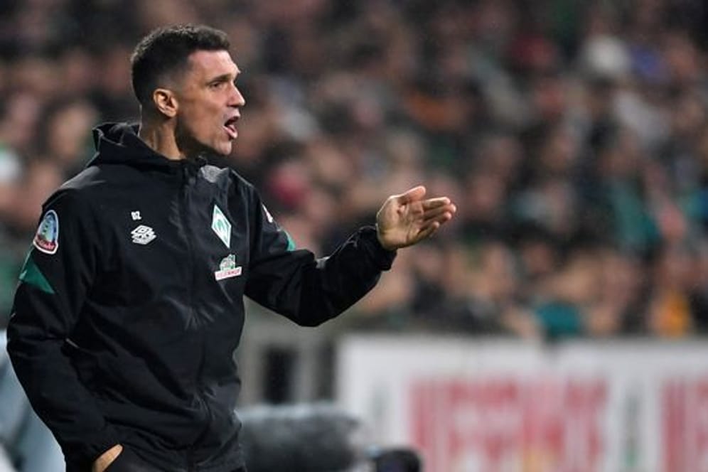 Danijel Zenkovic wird möglicherweise auch beim nächsten Spiel von Werder Bremen noch auf der Trainerbank des Bundesliga-Absteigers sitzen.