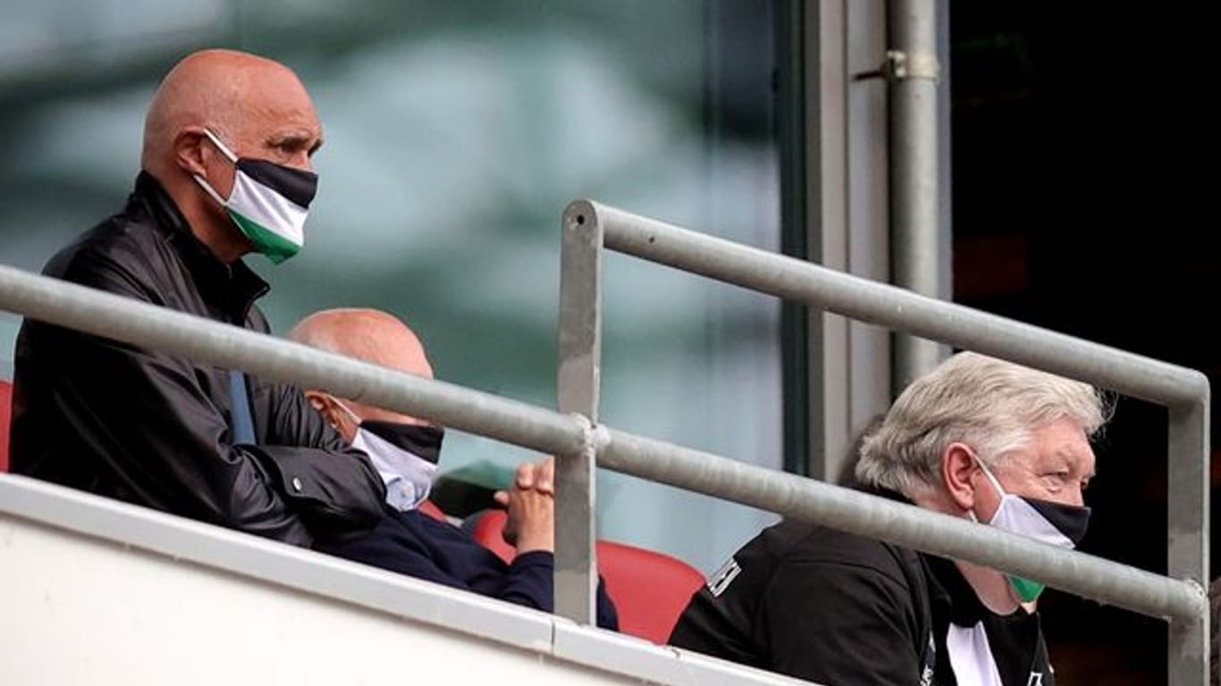 Wurde von seinem Arbeitgeber Hannover 96 wegen Trainerkritik abgemahnt: Dieter Schatzschneider.