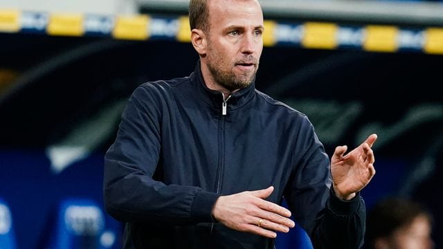 Sebastian Hoeneß ist der Trainer der TSG 1899 Hoffenheim.