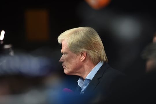 "Wir werden auch weiter unseren eigenen Bayern-Weg gehen", sagt der Vorstandsvorsitzende Oliver Kahn auf der Jahreshauptversammlung.