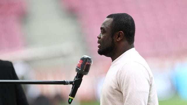 Gerald Asamoah, ehemaliger Spieler der deutschen Fußball-Nationalmannschaft. Gerald Asamoah, ehemaliger Spieler der deutschen Fußball-Nationalmannschaft.