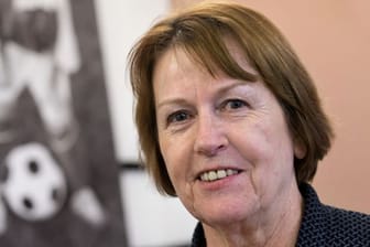 Seit 1982 Delegationsleiterin der Frauen-Nationalmannschaft: Hannelore Ratzeburg.