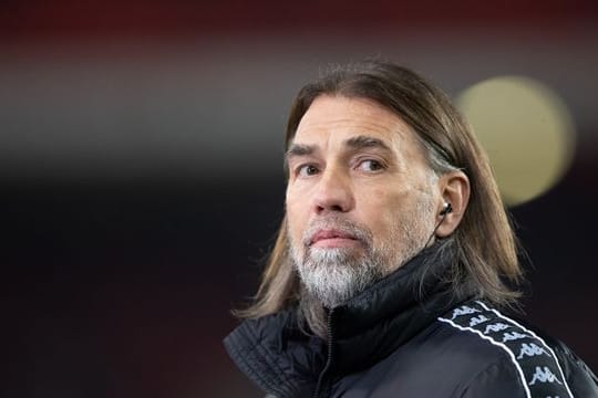 Plant vorerst keine Neuverpflichtungen bei Mainz 05: Sportdirektor Martin Schmidt.
