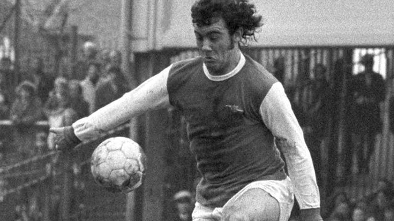 Ray Kennedy, 1972 in Aktion für den FC Arsenal.