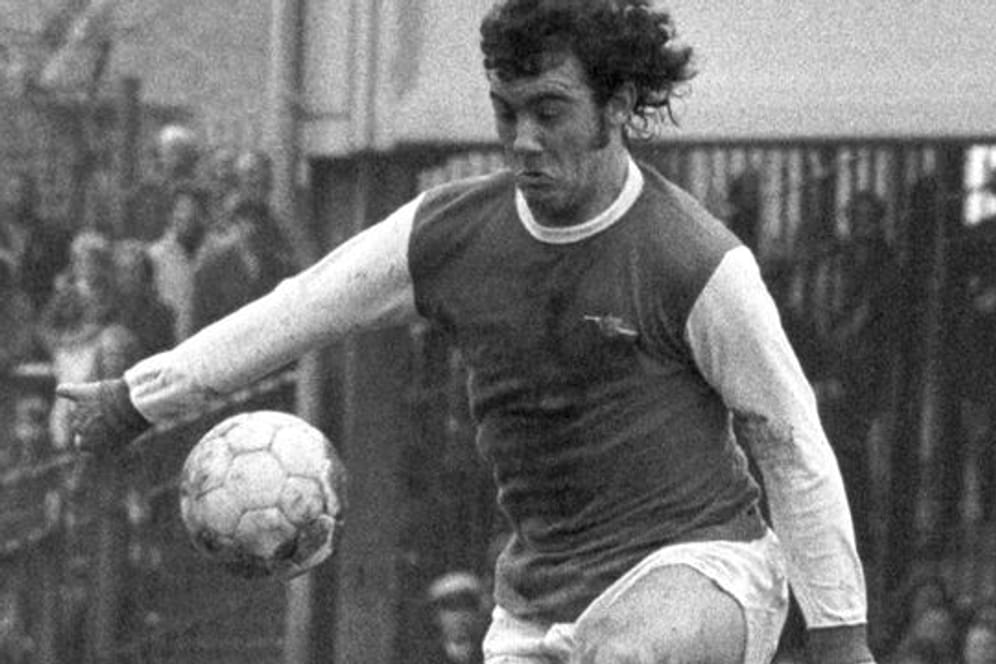 Ray Kennedy, 1972 in Aktion für den FC Arsenal.