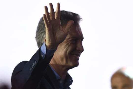 Mauricio Macri (l.